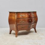 1440 9379 CHEST OF DRAWERS